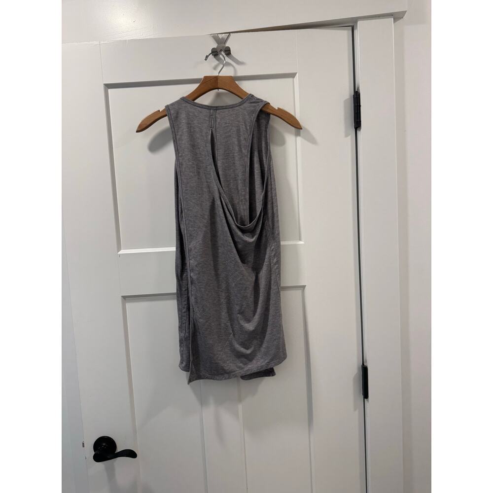 Athleta Essence Tie Back Tank XL gray